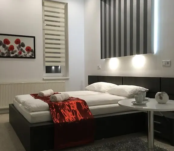 Gutenberg Apartments